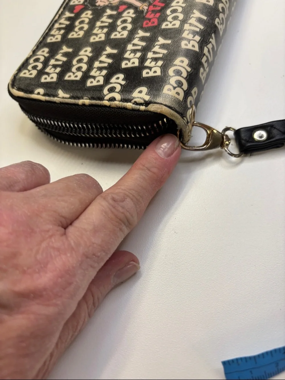 Betty Boop Black Wallet with Pink Accent Character